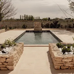 La Ferme Du 645 Entraigues-sur-la-Sorgue
